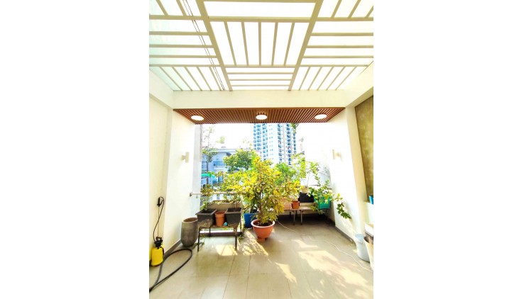 Mặt Tiền Kinh Doanh 3 Tầng 126m2_4.5x28m Vị trí đẹp Gần Ngã 4 Thủ Đức Hiệp Phú Thủ Đức Chỉ 12,7 tỷ